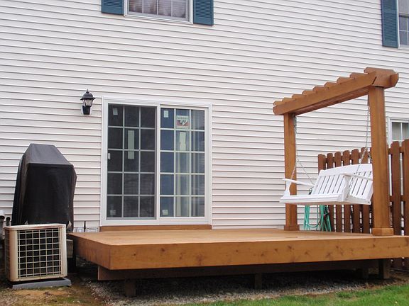 Swing and Grill stays