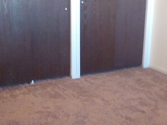 4th image of 4407 Parkview Dr APT 3