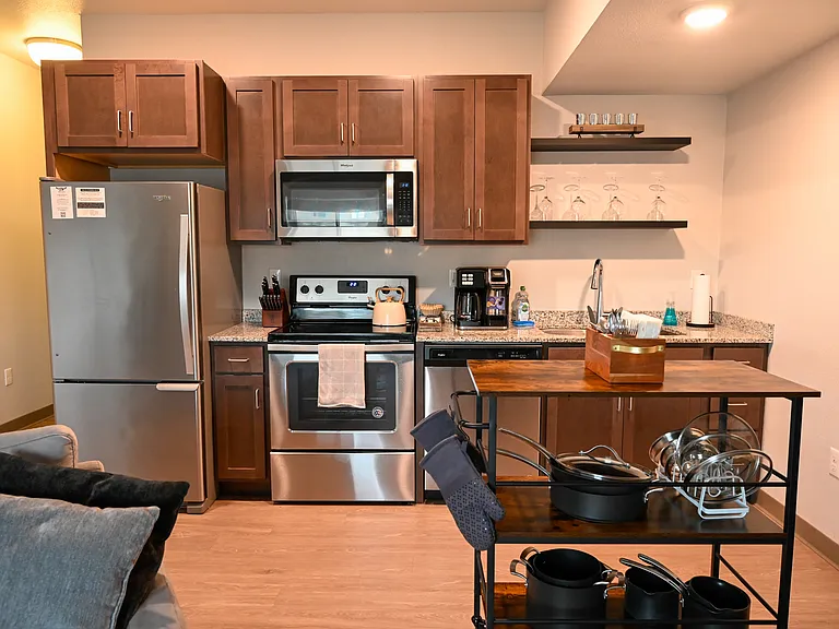 Residence at Discovery Square - 511 3rd Avenue Southwest — Photo 21