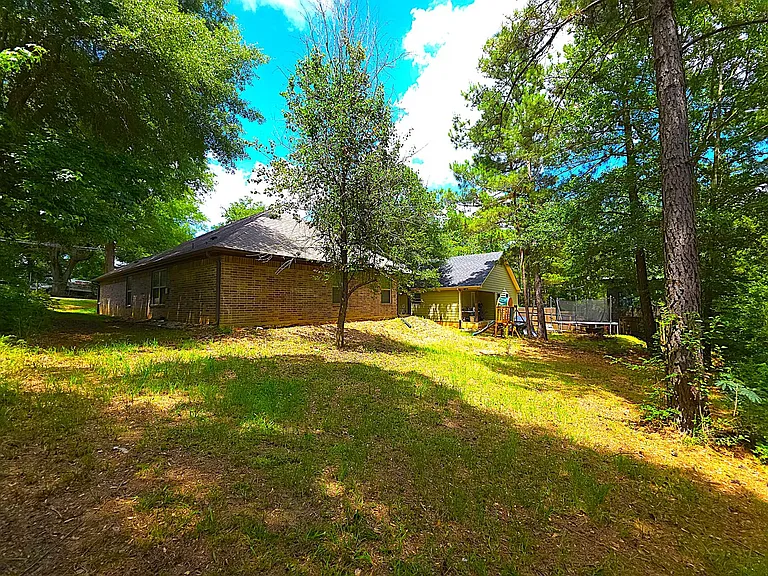 1424 Dogwood St — Photo 33