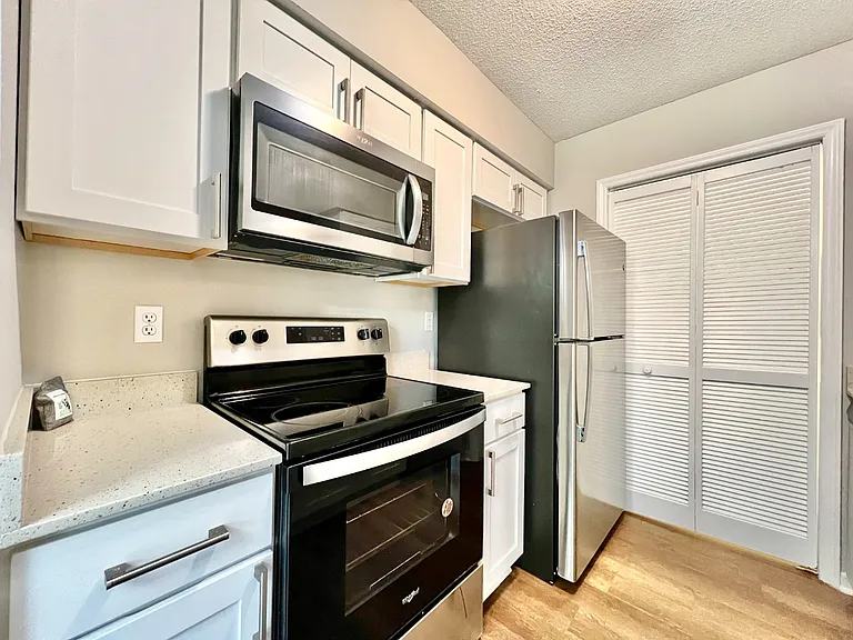 11084 Harrowfield Rd — Photo 9