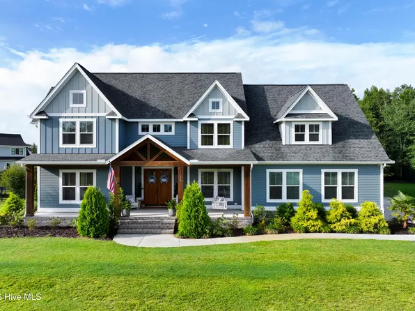 125 W Colonnade Drive, Hampstead, NC 28443