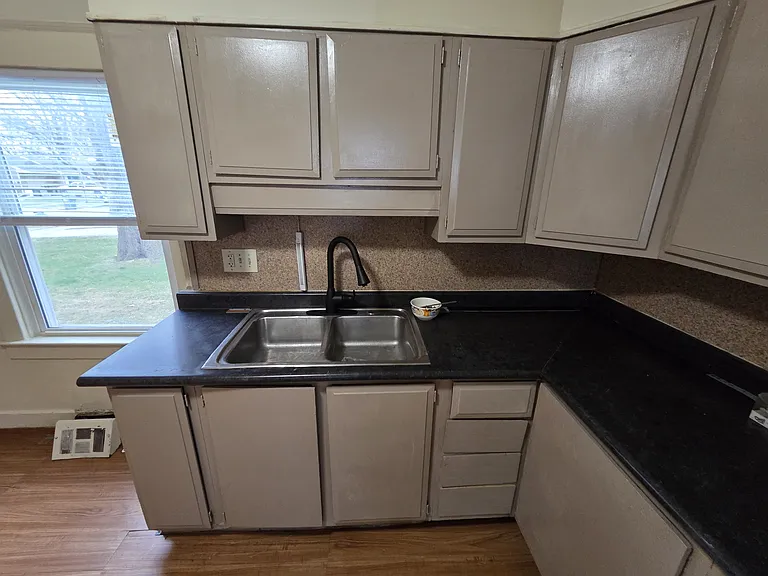 1810 Georgia Ave — Photo 13