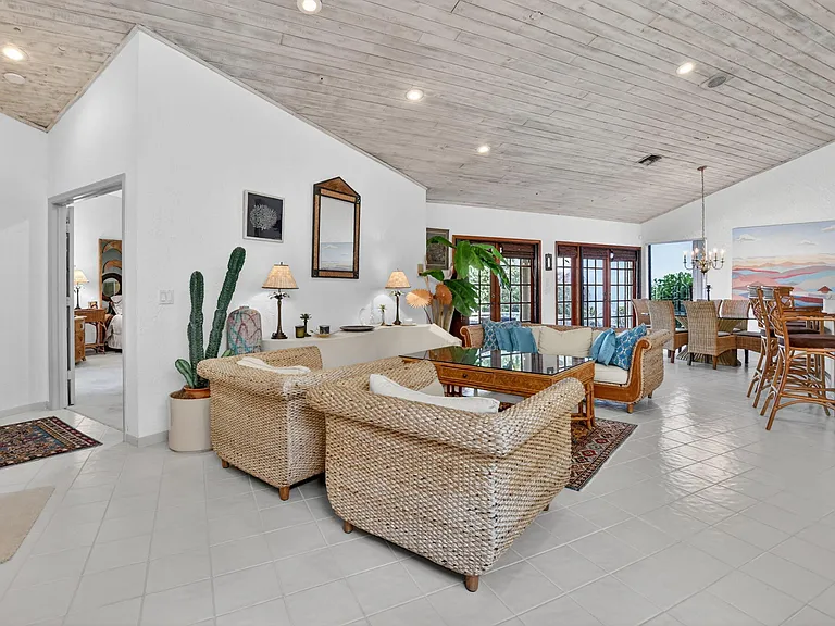 22519 Esplanada Cir W #W — Photo 12
