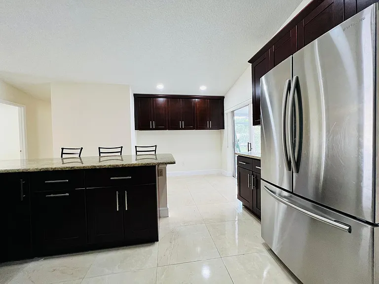 3909 Yellow Finch Ln — Photo 9