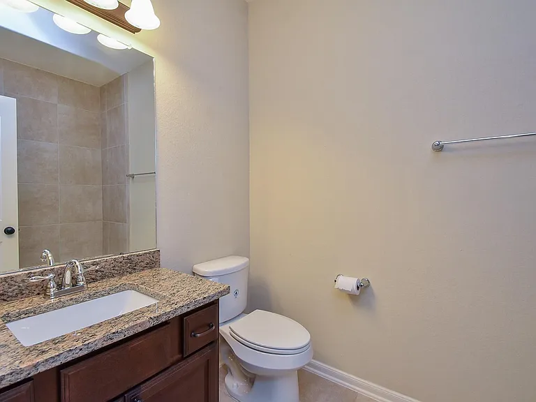 23322 Del Rosso St — Photo 28