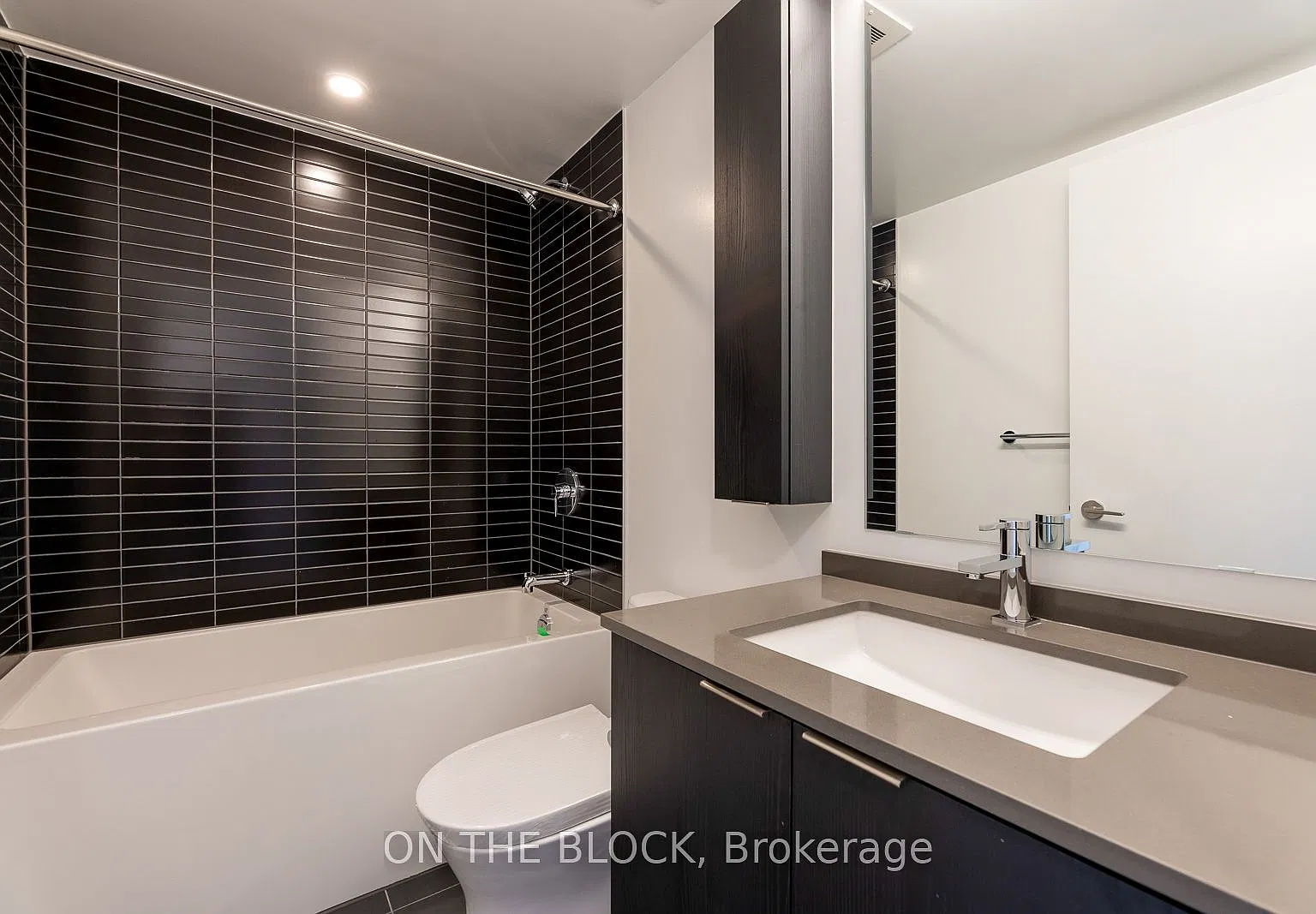 2 bed, $2,150 — Photo 3
