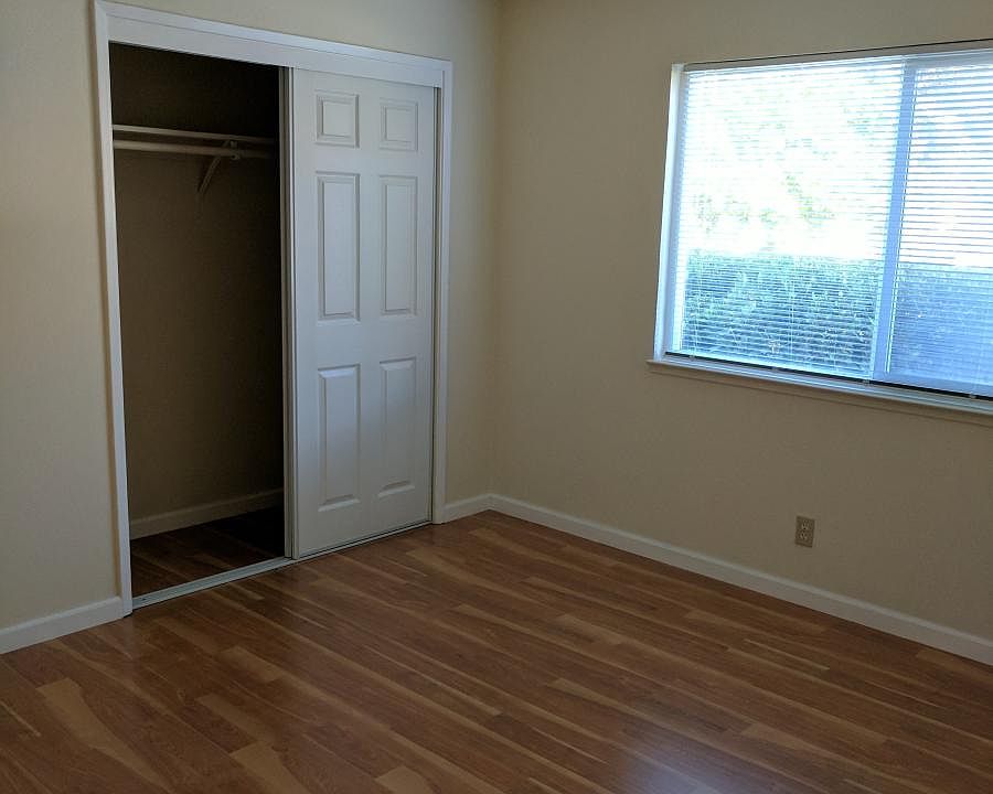 1st image of 1416 Calle Oriente APT 1