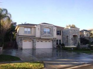 1060 Peter Christian Cir, Corona, CA 92881