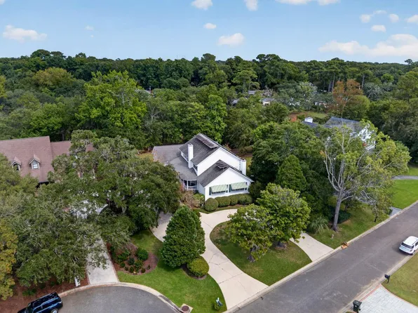 86 Indigo Point Dr, Charleston, SC 29407