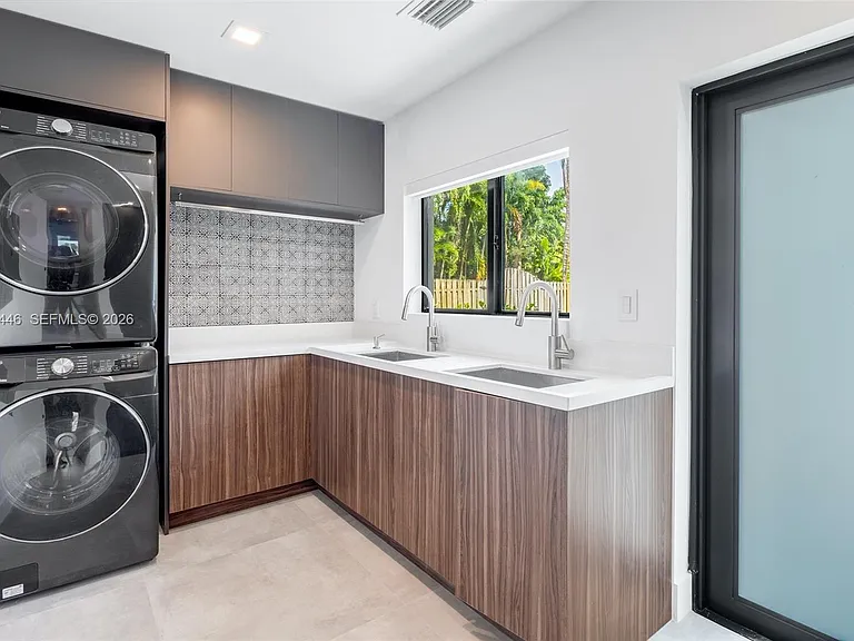 13306 SW 58th Ct — Photo 7