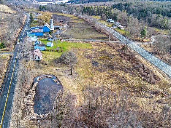 3rd image of 263 Windy Ridge Road
