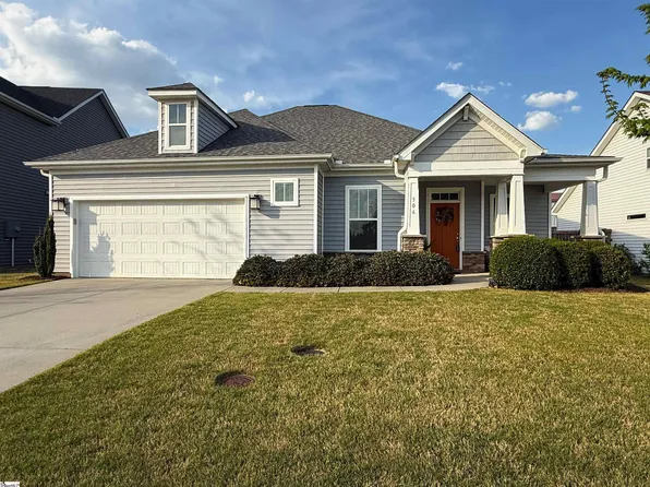 306 Kelby St, Travelers Rest, SC 29690