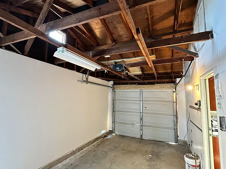 7033 Linwood Way — Photo 29