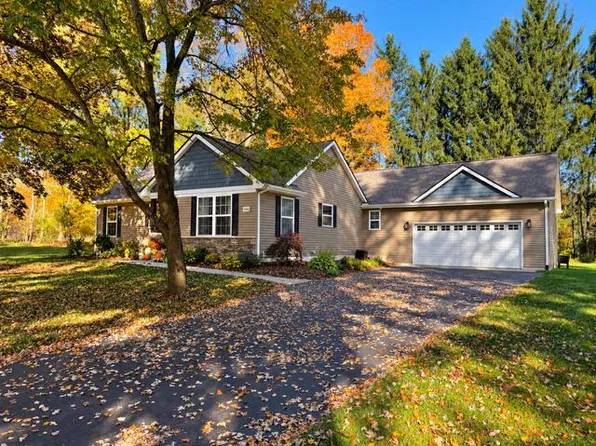 11550 Phal Rd, Grass Lake, MI 49240