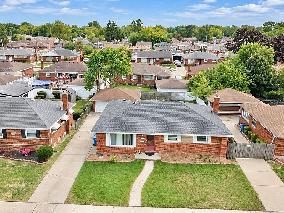 11136 Sunburst Ave, photo 2