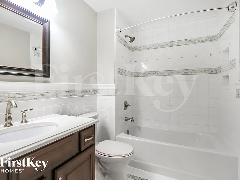 6775 Anna Ct — Photo 14