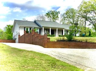 101 Oakmere Cir, Booneville, MS 38829