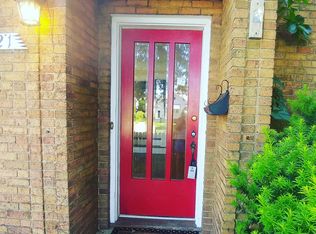 1721 Jenkinson Ct, Waukegan, IL 60085