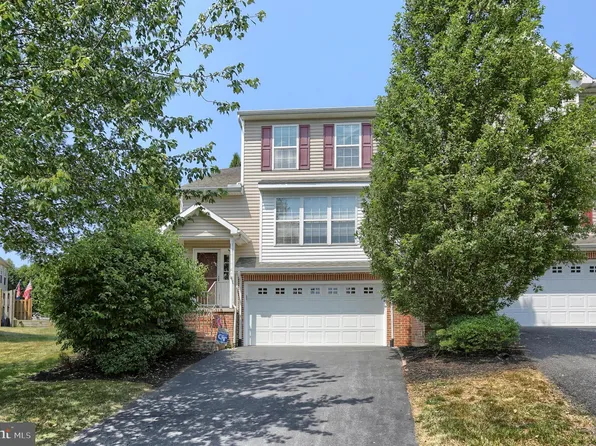 1141 Cross Creek Dr, Mechanicsburg, PA 17050