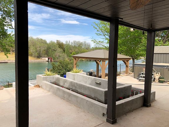 CEMENT POND & PLANTERS