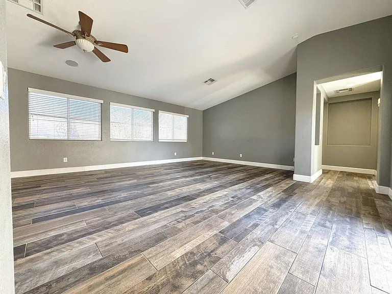 8209 Dusty Valley Ct — Photo 21