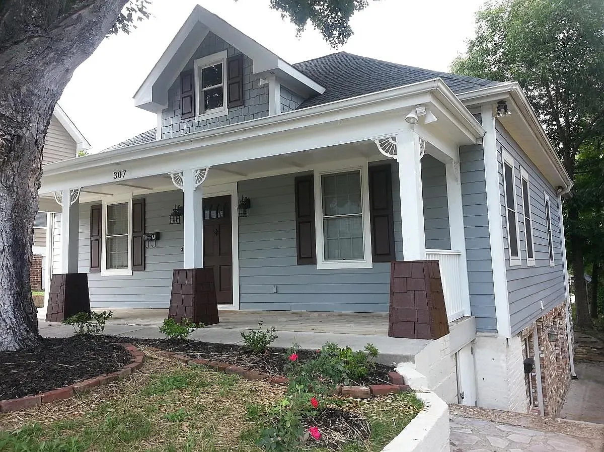 3 bed, 1400 sqft, $1,750 — Photo 1