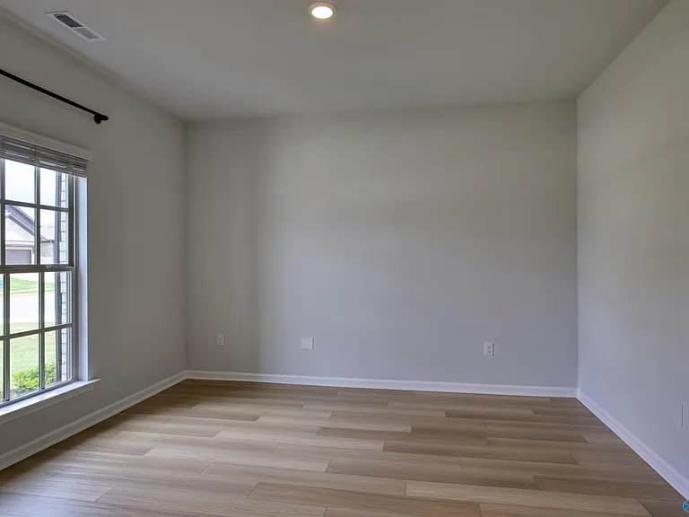 112 Willow Rose Ln — Photo 2