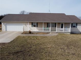 23840 Raspberry Ln, Waynesville, MO 65583