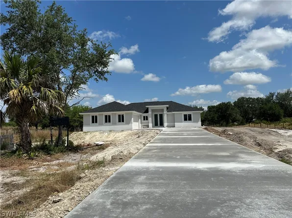 7942 17th Pl, Labelle, FL 33935