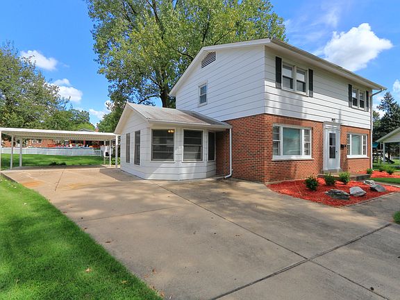 2nd image of 5 Saint Pius Ct