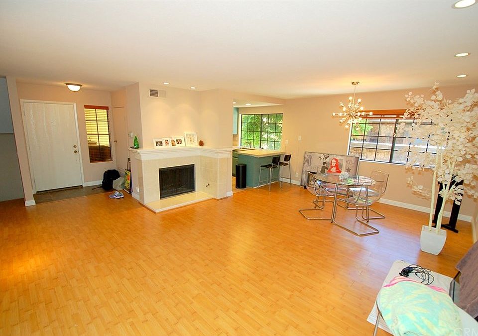 1st image of 1925 Anaheim Ave APT B4