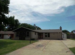 515 SW 23rd St, El Reno, OK 73036