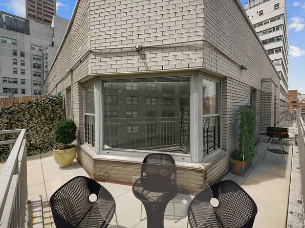 210 East 58th Street image 1 of 16