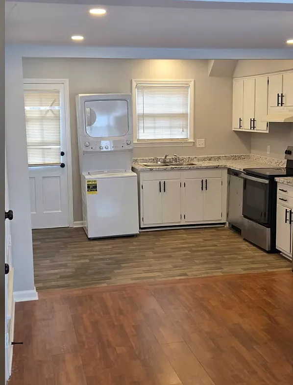 2 bed, 1.5 bath, 975 sqft, $1,595 — Photo 4