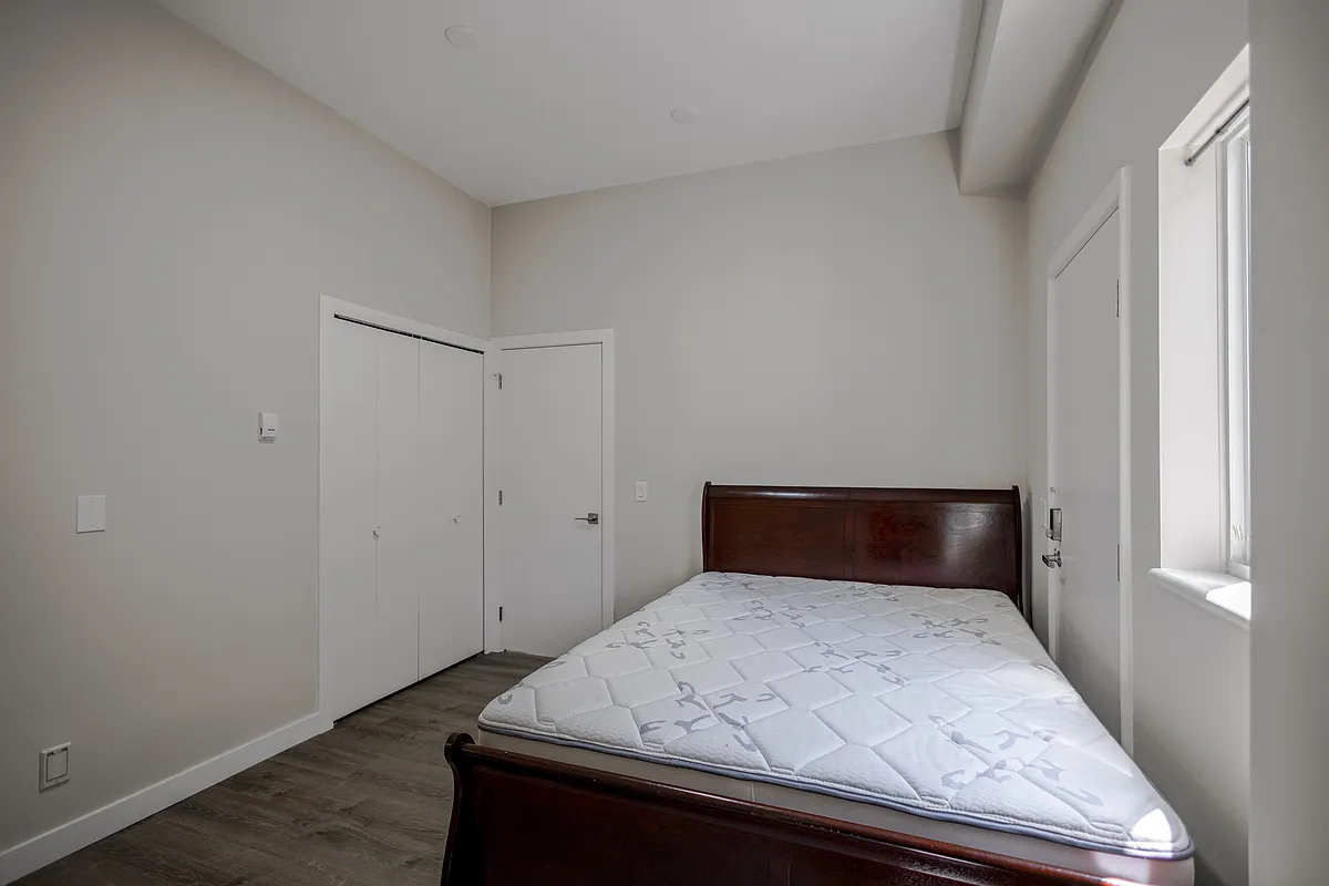 Building Photo - 1469 Camelot Rd