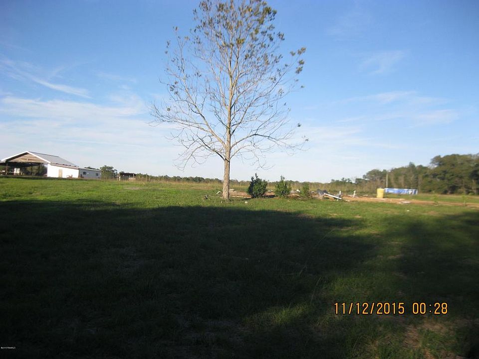 2nd image of 524 Pointe Verte Rd