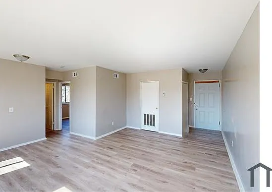 4209 Dix St NE #303 — Photo 7