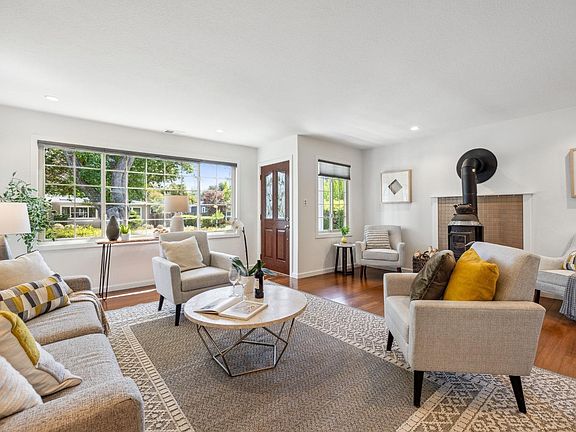4th image of 4 Boulevard Terrace