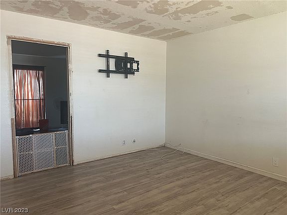 3rd image of 5508 Morendo Dr