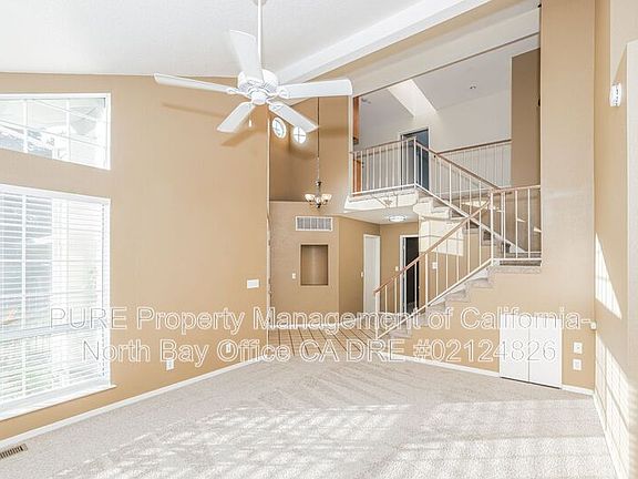 4th image of 34 Billington Ln
