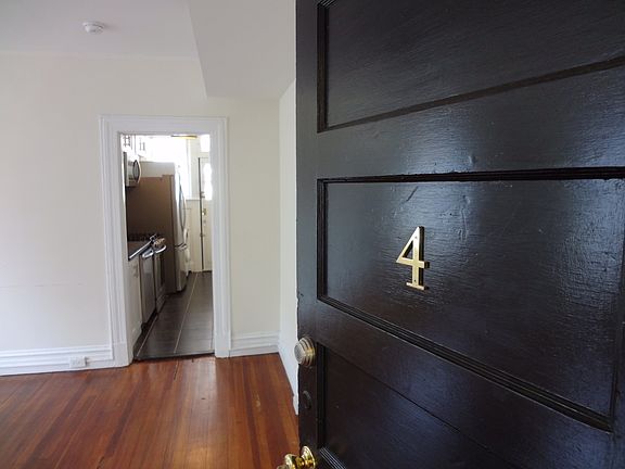 5th image of 4 S Vine St APT 4