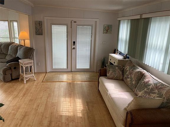 4th image of 109 Payne Stewart Ln
