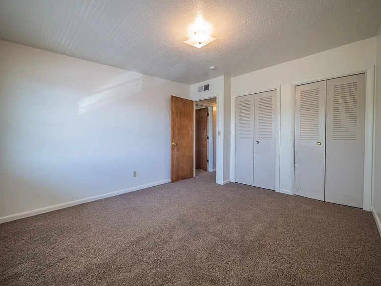 Campus View Apartments — Photo 65