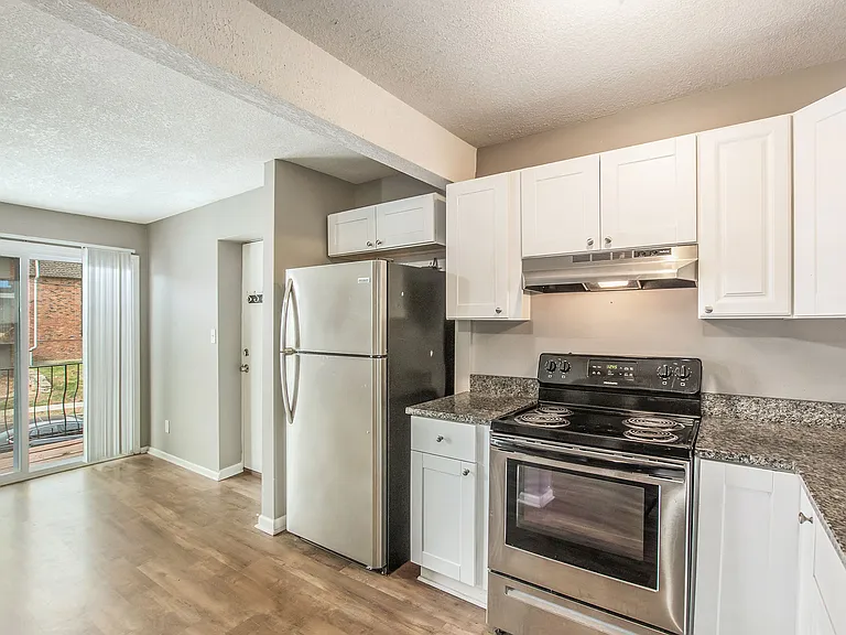 3739 Wyandotte St #116-1 — Photo 14