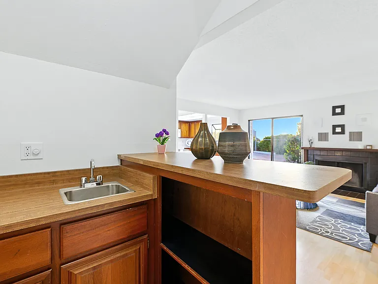 Wet bar