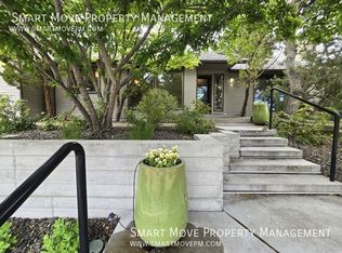 945 E Hearthstone Dr, Boise, ID 83702