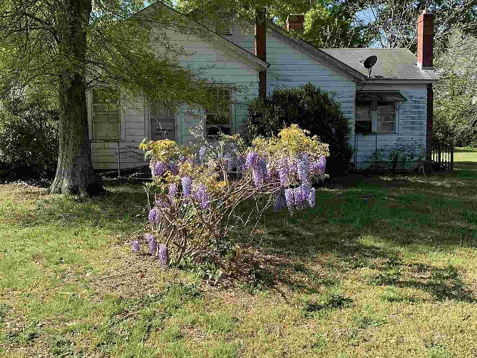 2nd image of 207 S Bethlehem Rd