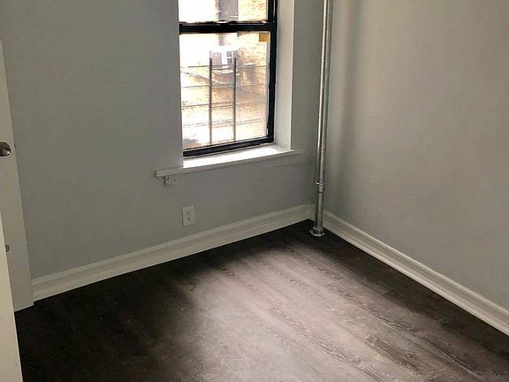 4th image of 865 E 181st St APT 2