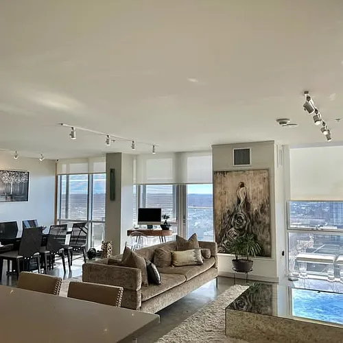 221 E College St #1203 Photo 1